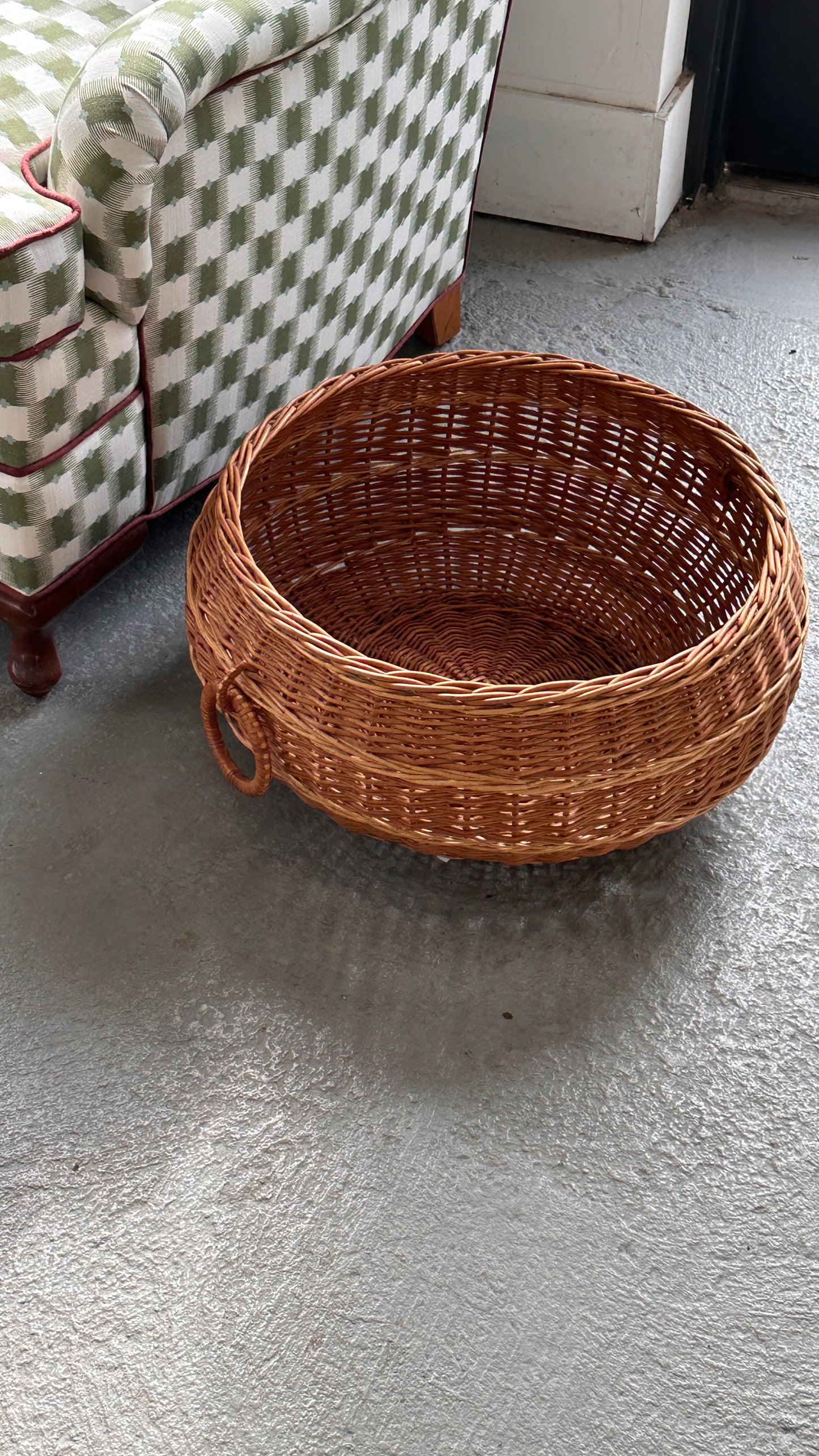 Large Round Woven Blanket Basket