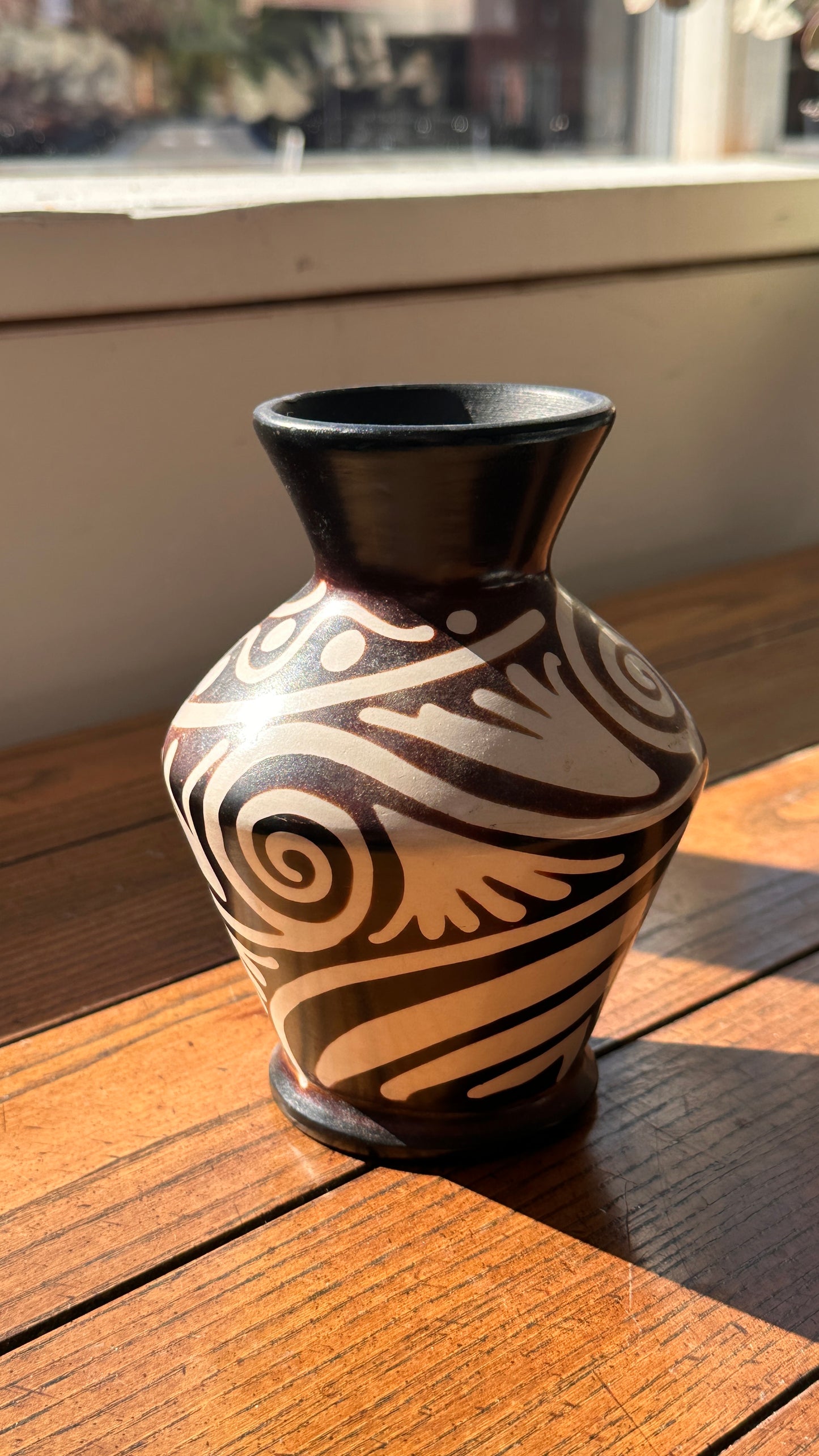 Pair of Peruvian Vases