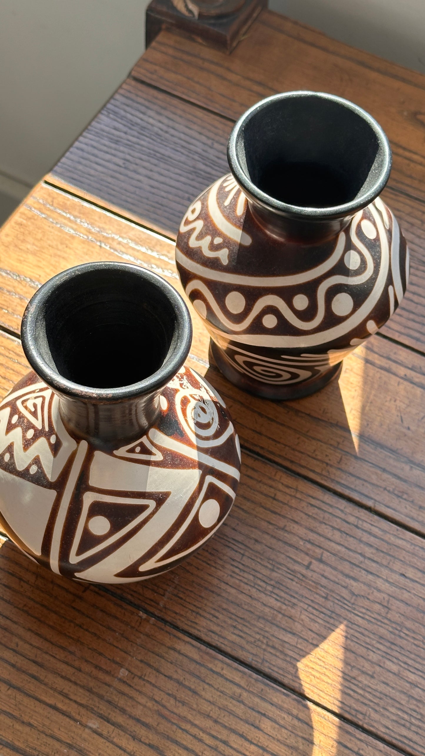 Pair of Peruvian Vases