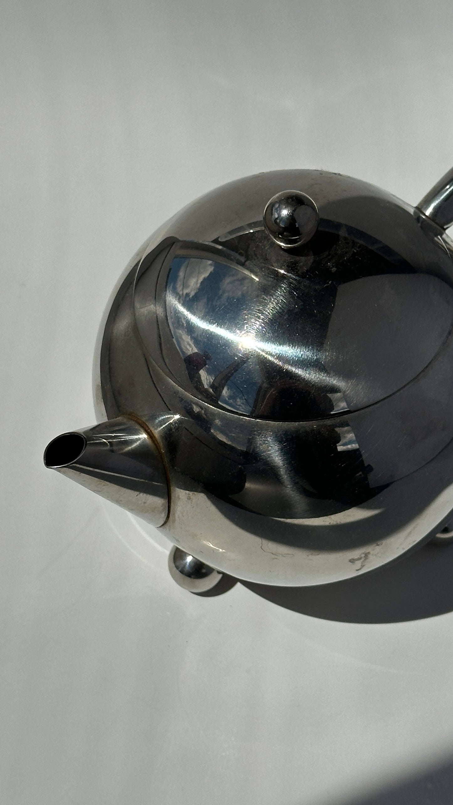 Mid Century Teapot and Creamer Set