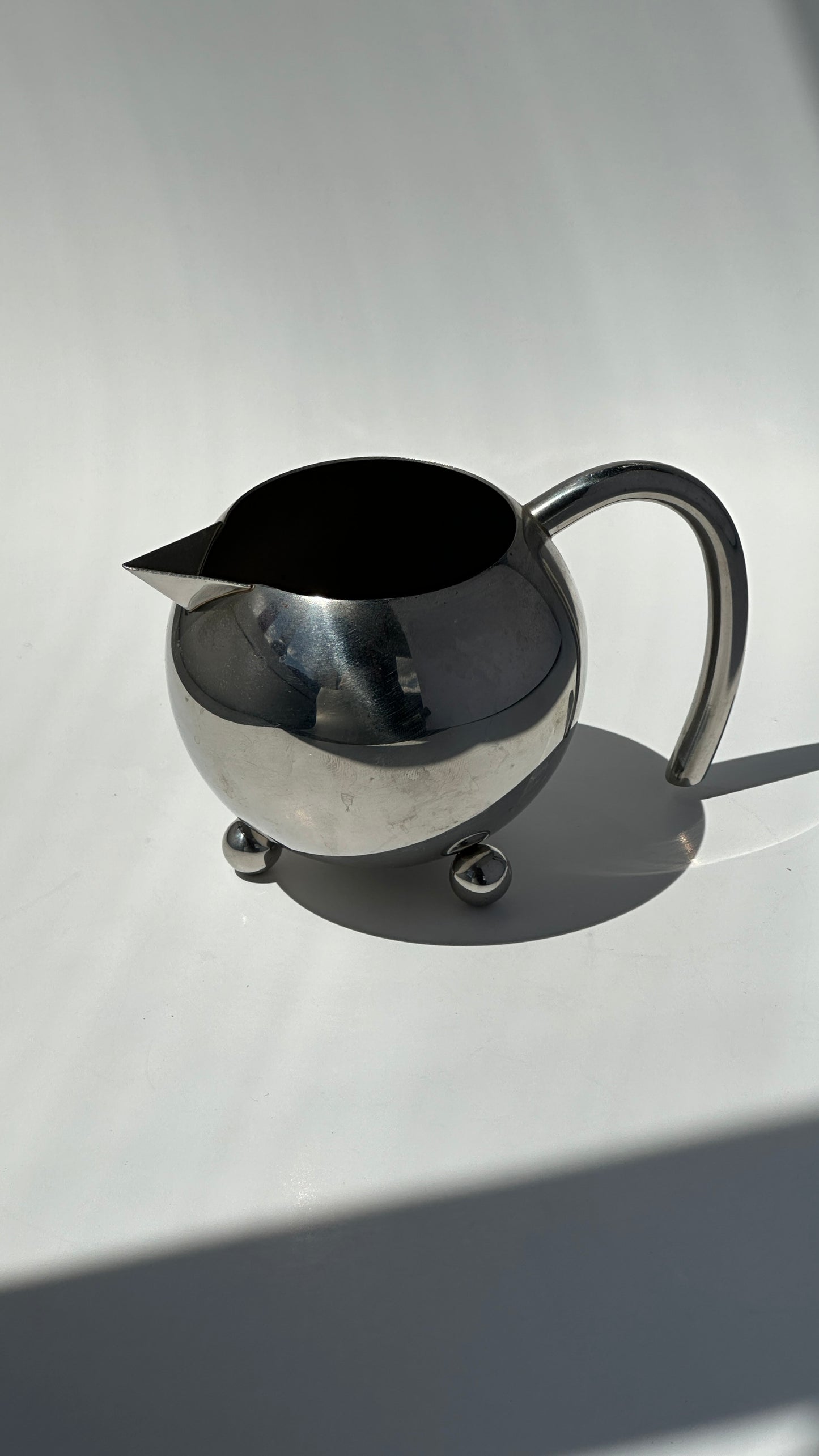 Mid Century Teapot and Creamer Set