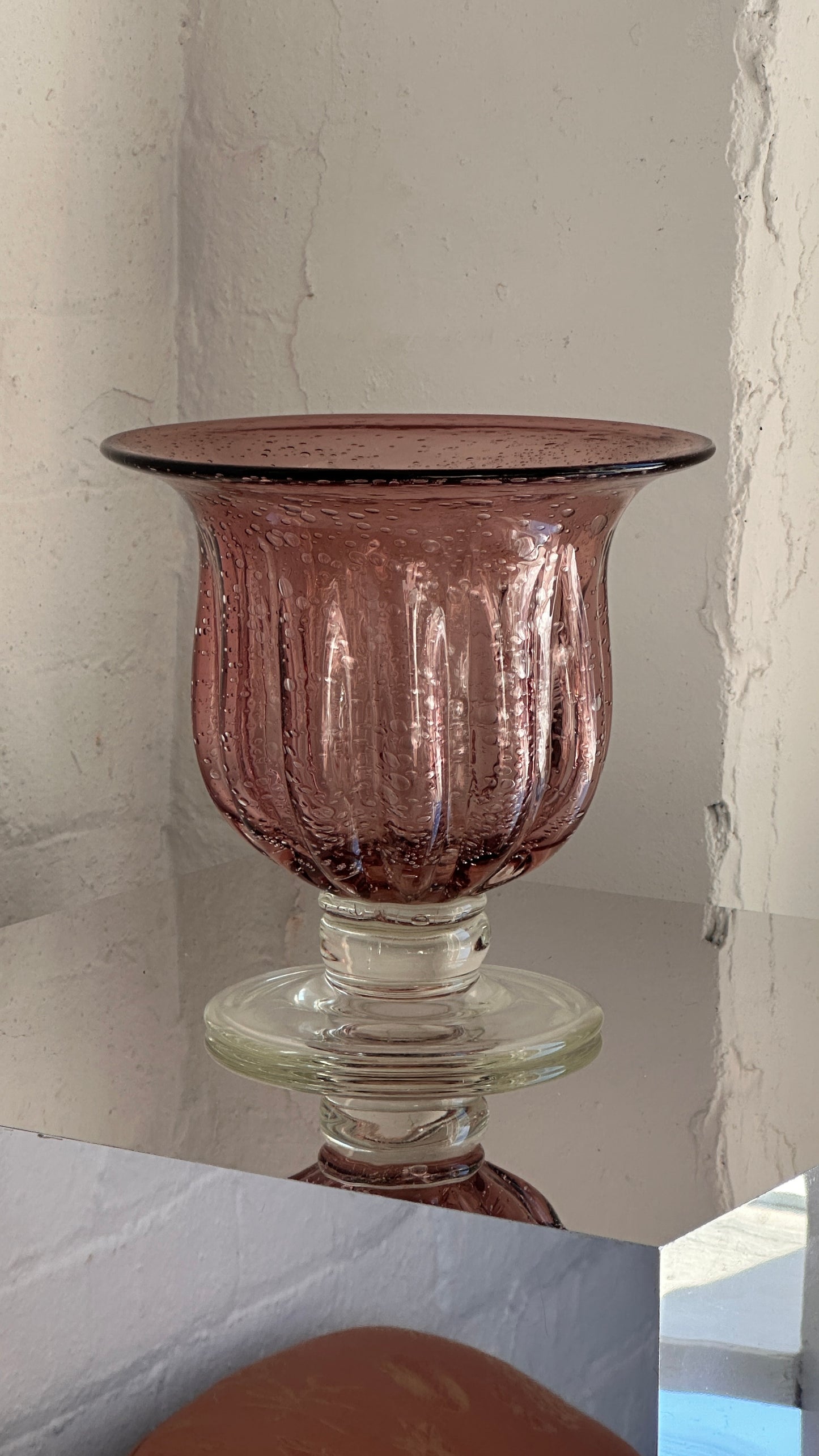 Bubble Plum Gass Urn / Vase