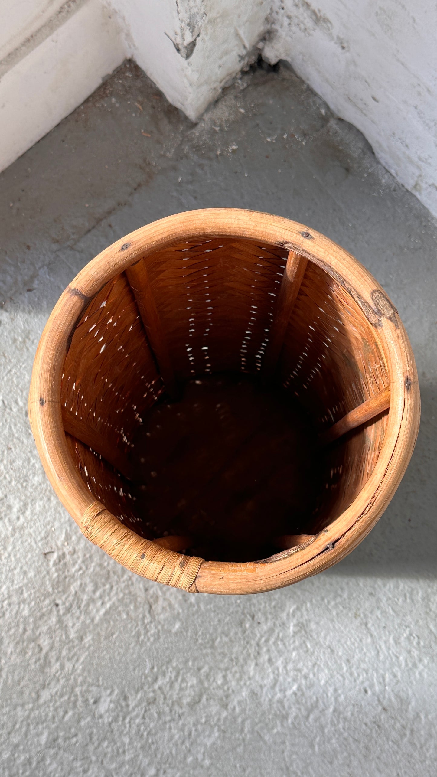 Vintage Woven Umbrella Stand