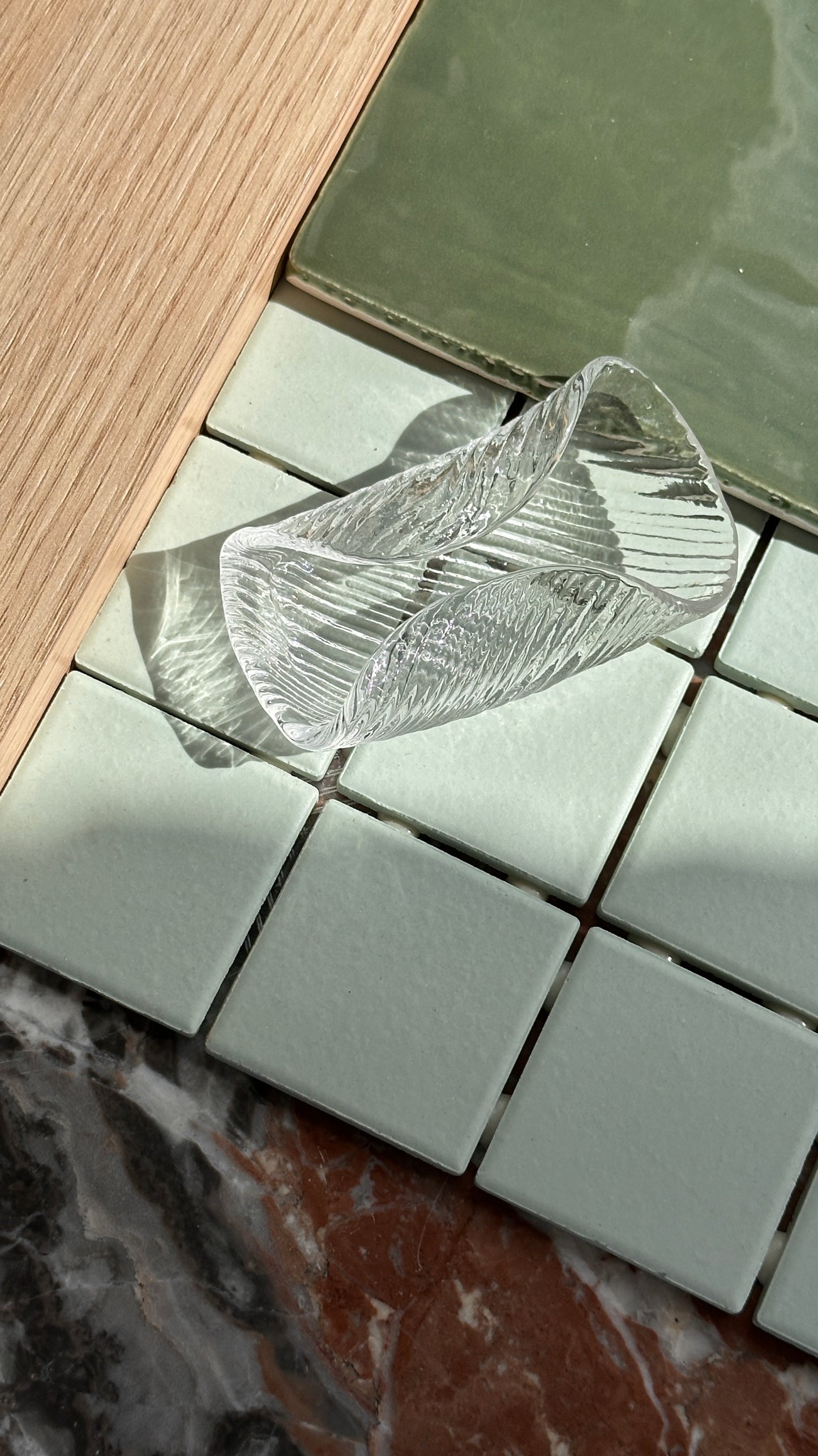 Lindshammar 'Before and After' Crystal Napkin Ring / Ashtray