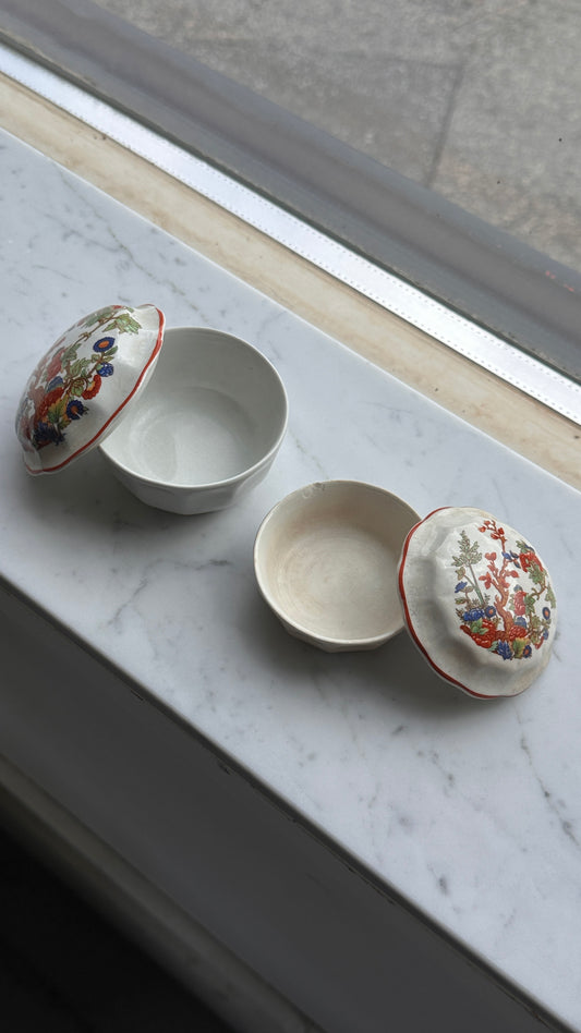 Pair of Lidded Copeland Containers