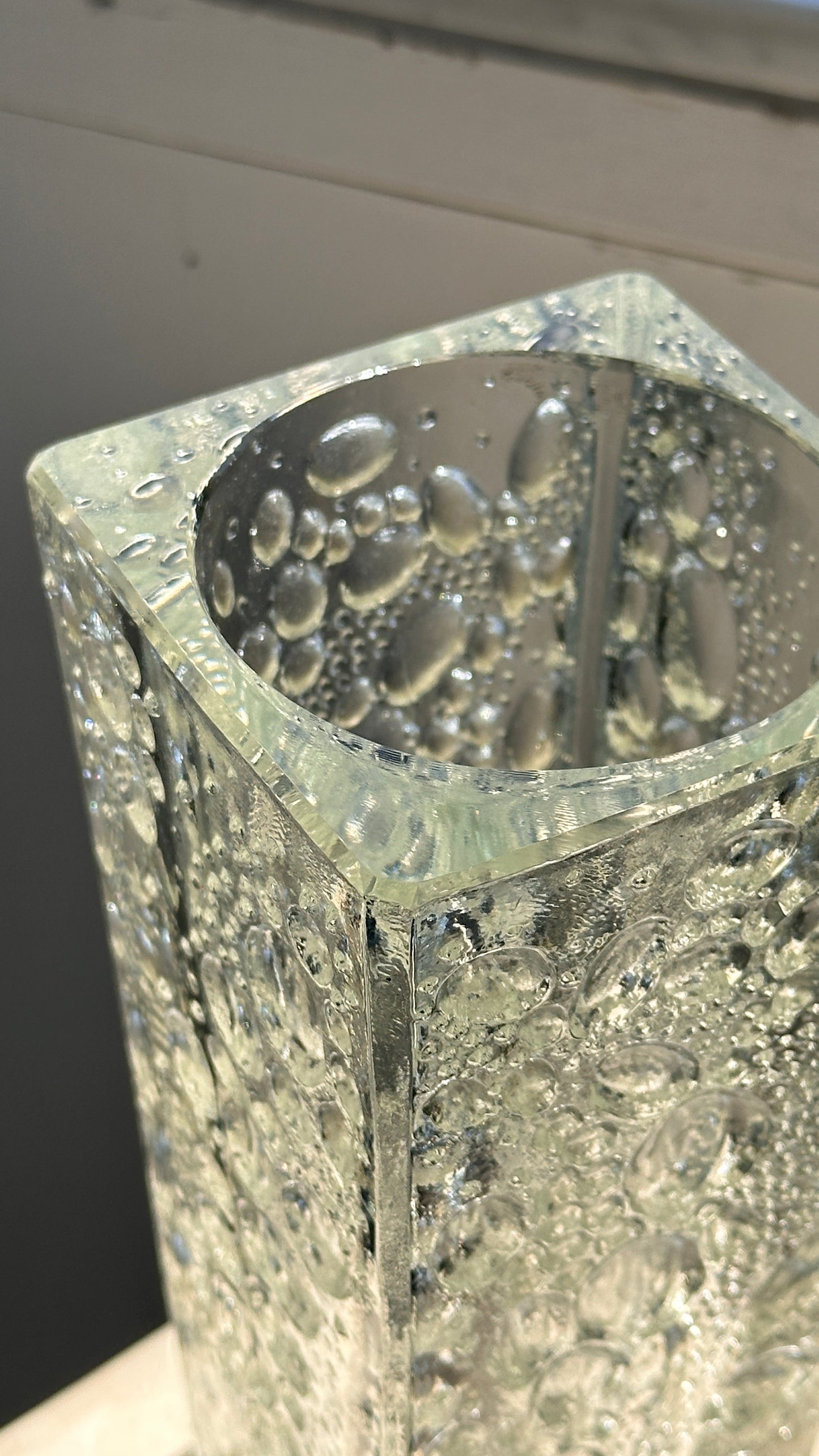 "Krople Rosy" Art Glass Vase by Eryka Trzewik-Drost for Huta Hortensja, Poland 1970s