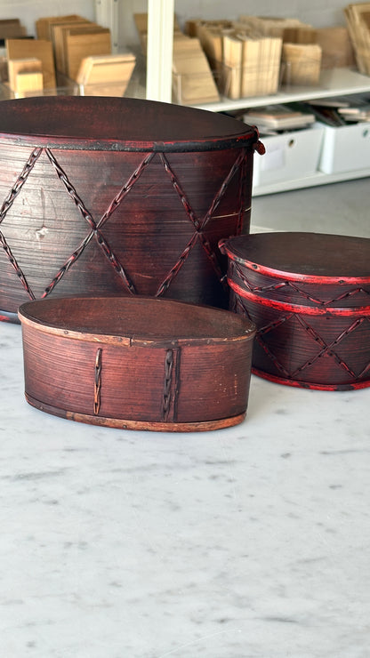Set of 3 Lidded Containers