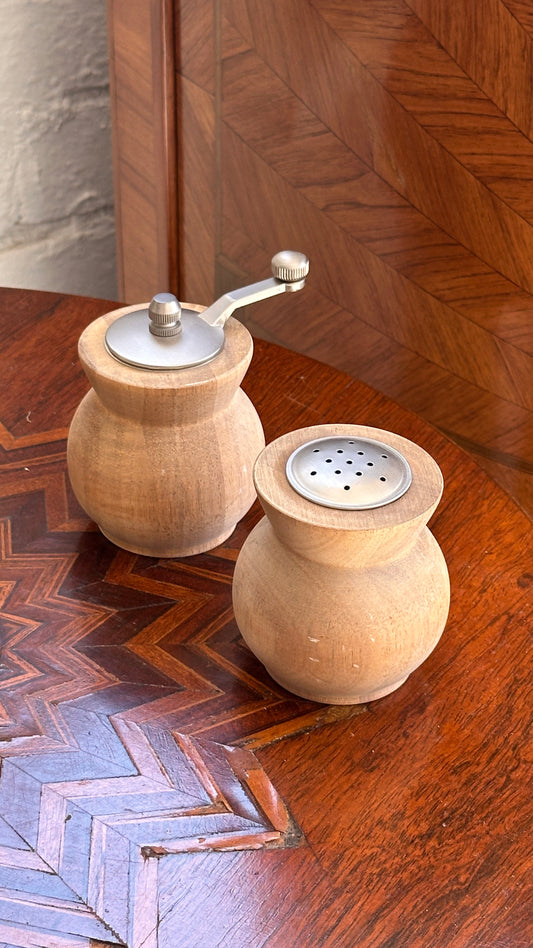 Wooden Salt and Pepper Grinder