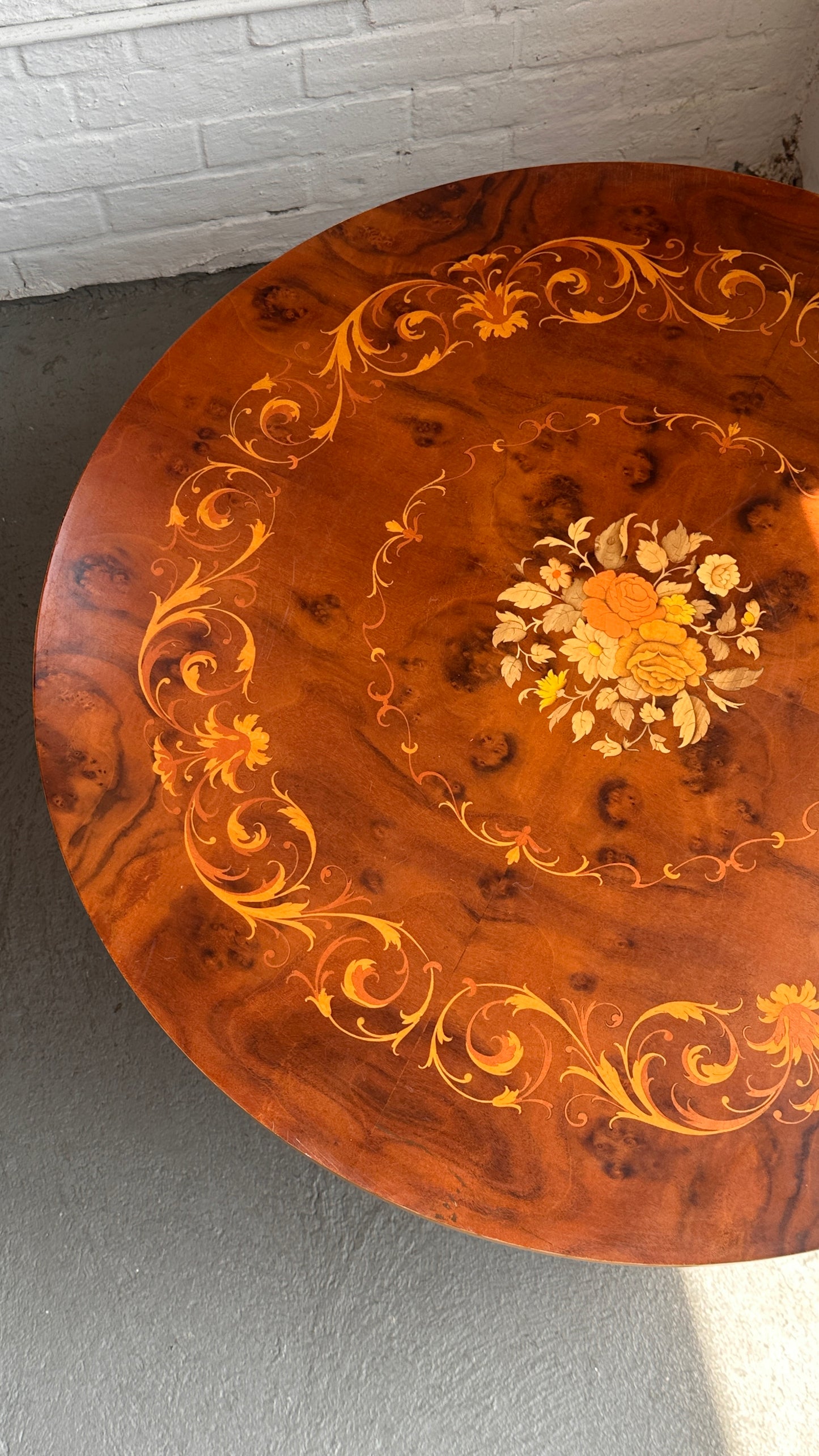 Italian Inlaid Marquetry Round Coffee Table
