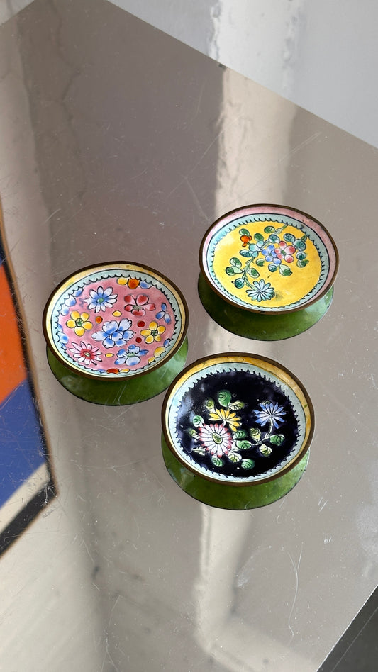 Set of 3 Chinese Enamel Floral Dishes