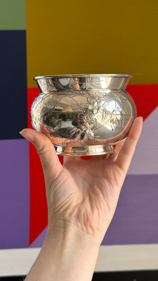 Meriden Silver Plate Co. Engraved Vessel