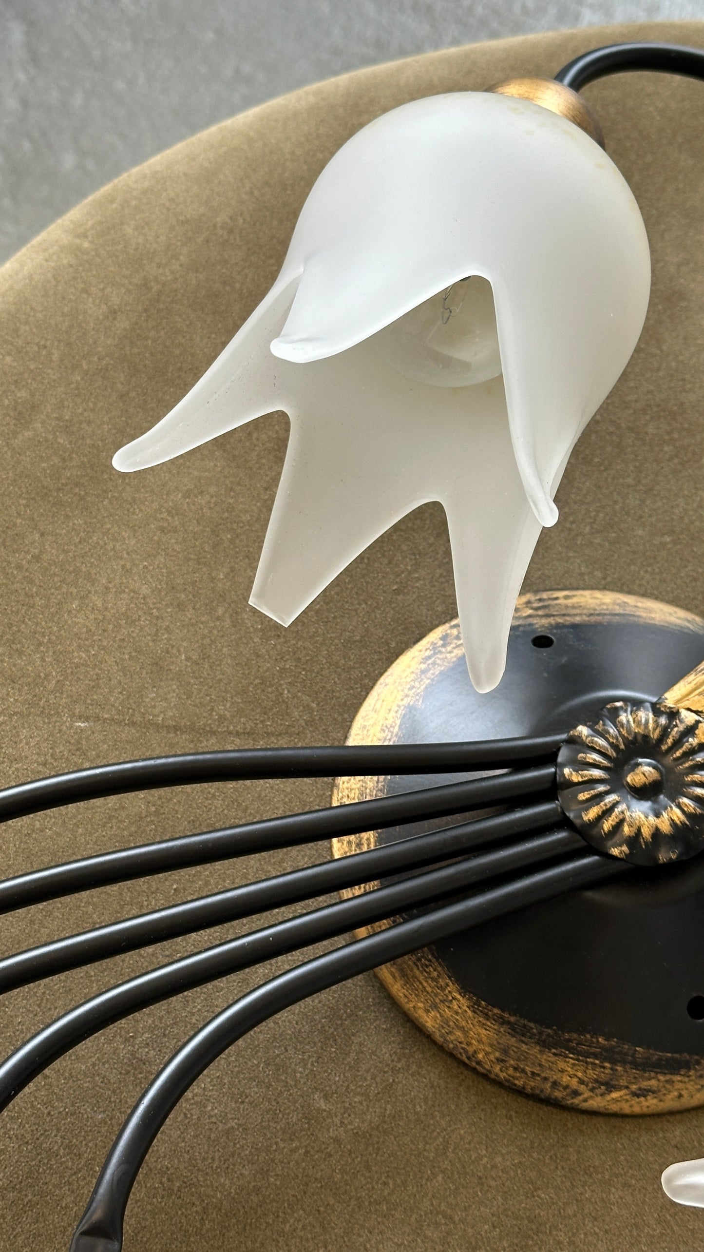 Contemporary Floral Wall Sconce