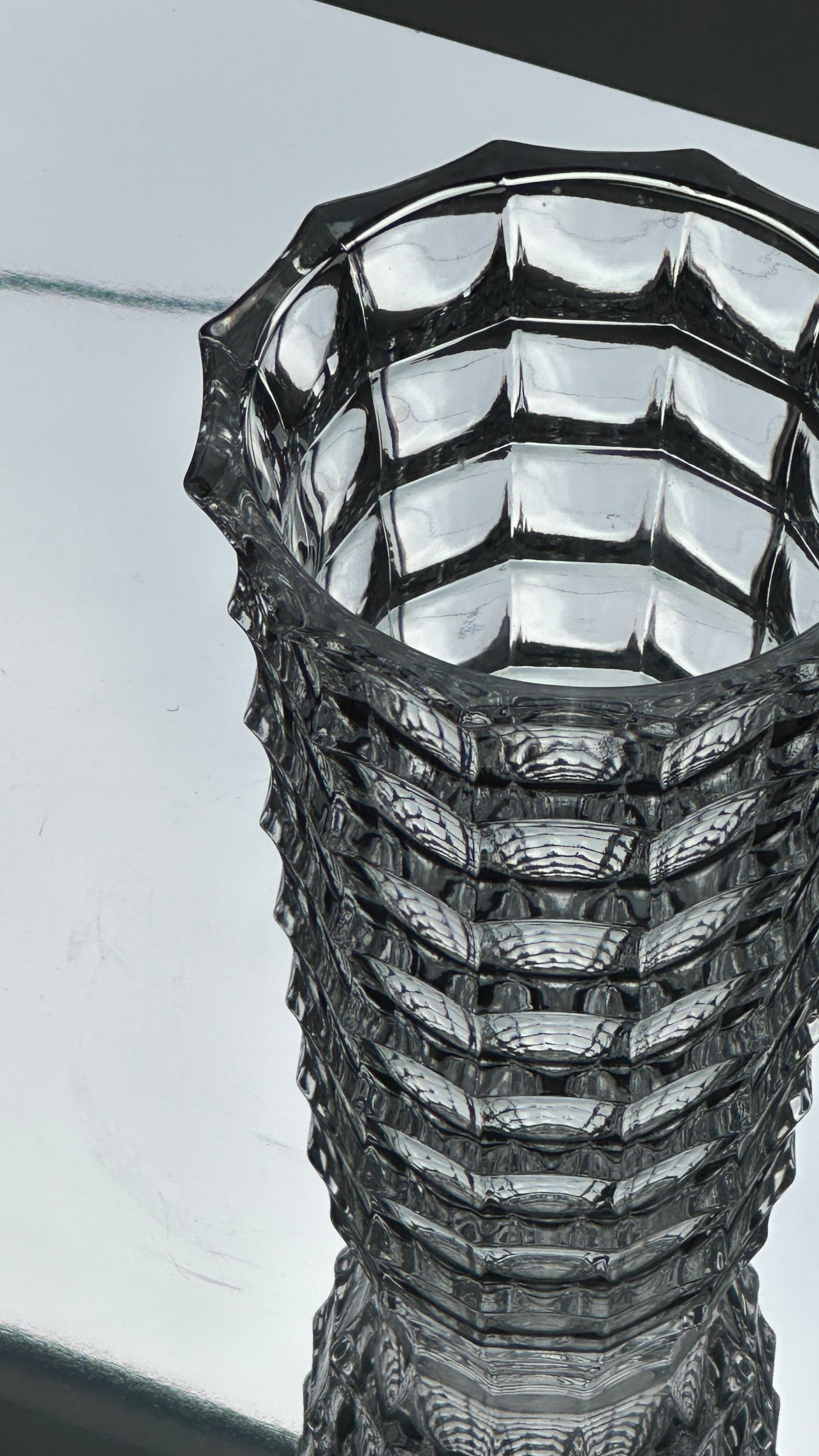 Glass Window Pattern Vase