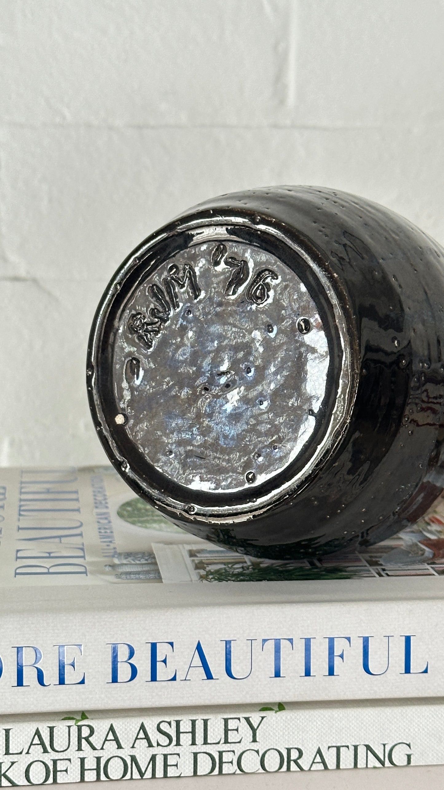 1976 Ceramic Mono Tone Vase
