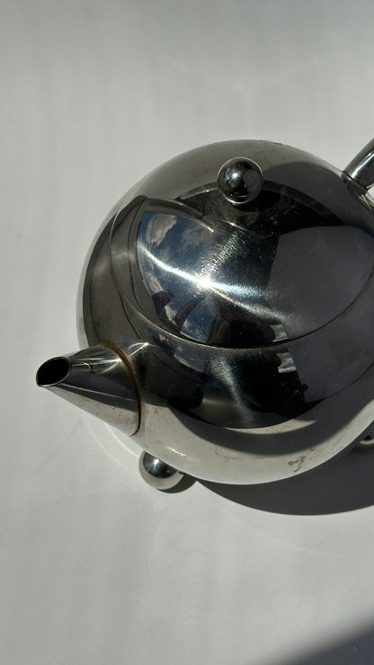 Mid Century Teapot and Creamer Set