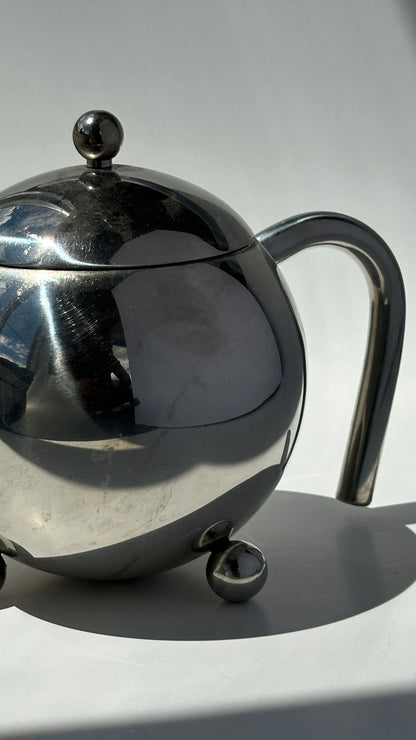 Mid Century Teapot and Creamer Set