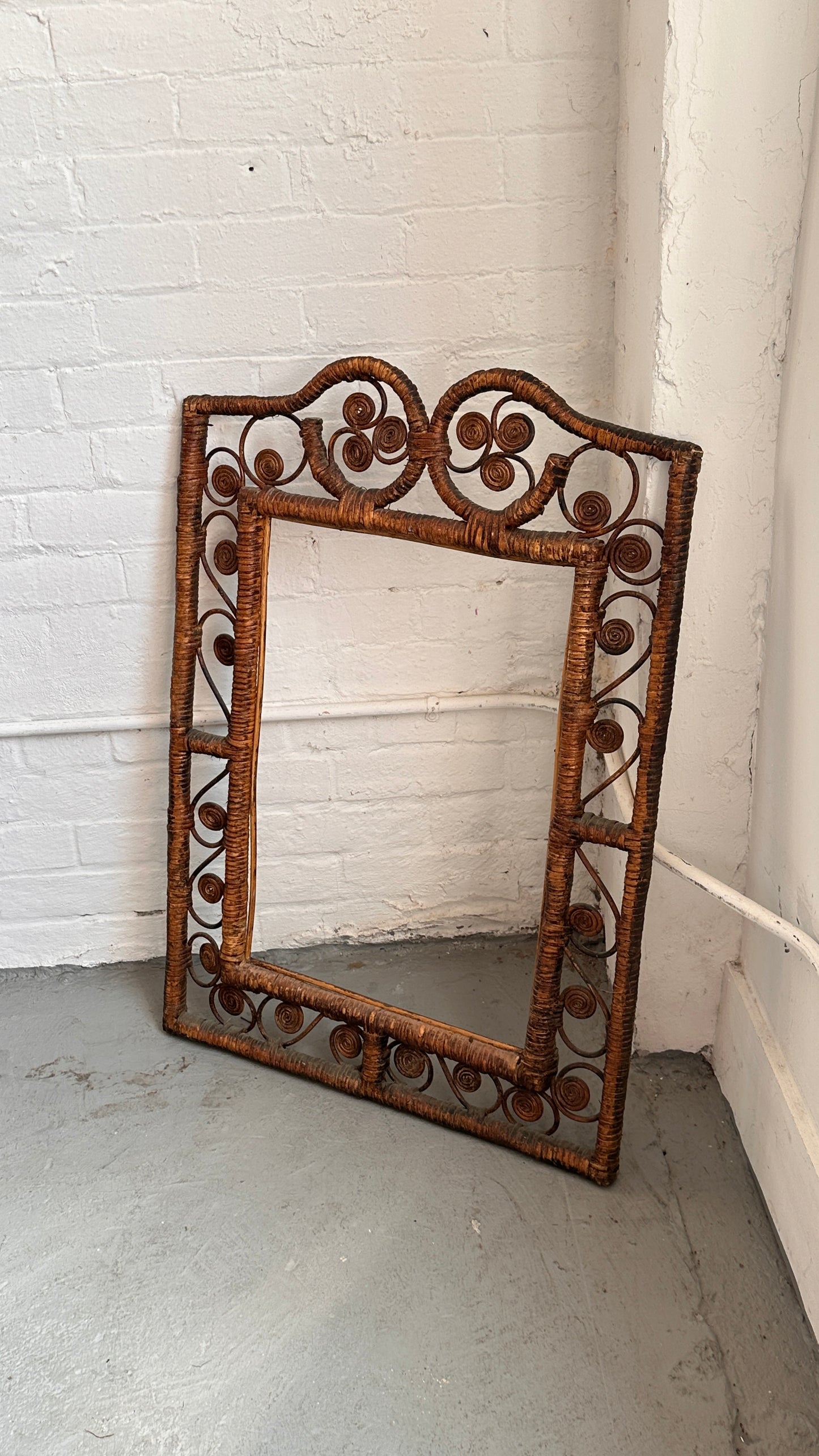 Vintage Wicker Frame