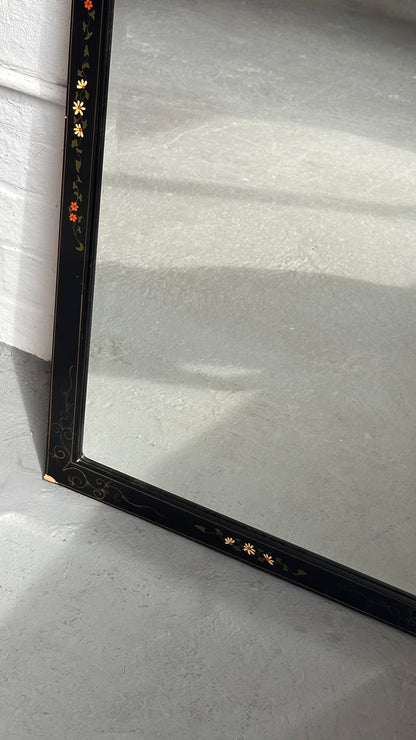 Decorative Black Lacquer Wall Mirror