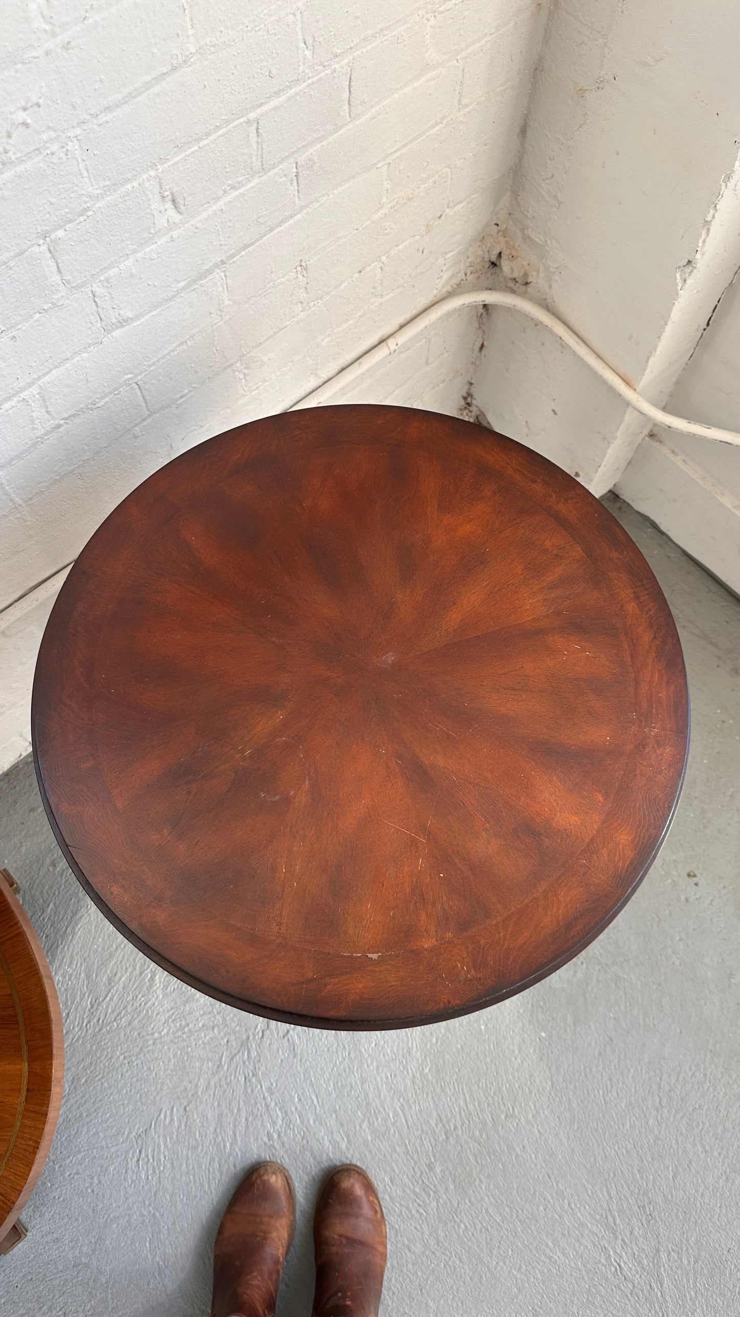 Round Pedestal Side Table
